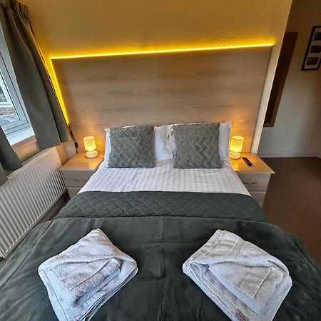 Kearton Guest House Thwaite ภายนอก รูปภาพ