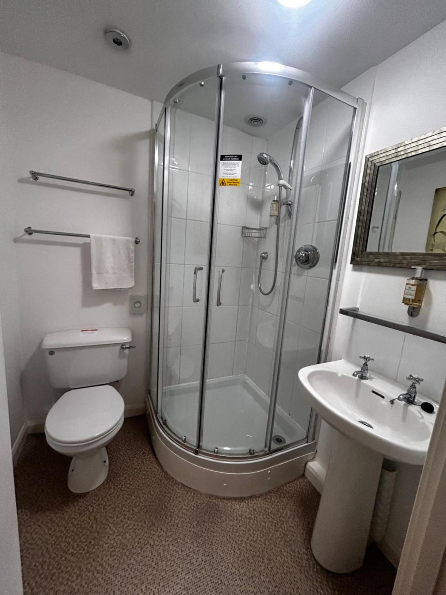 Kearton Guest House Thwaite ภายนอก รูปภาพ