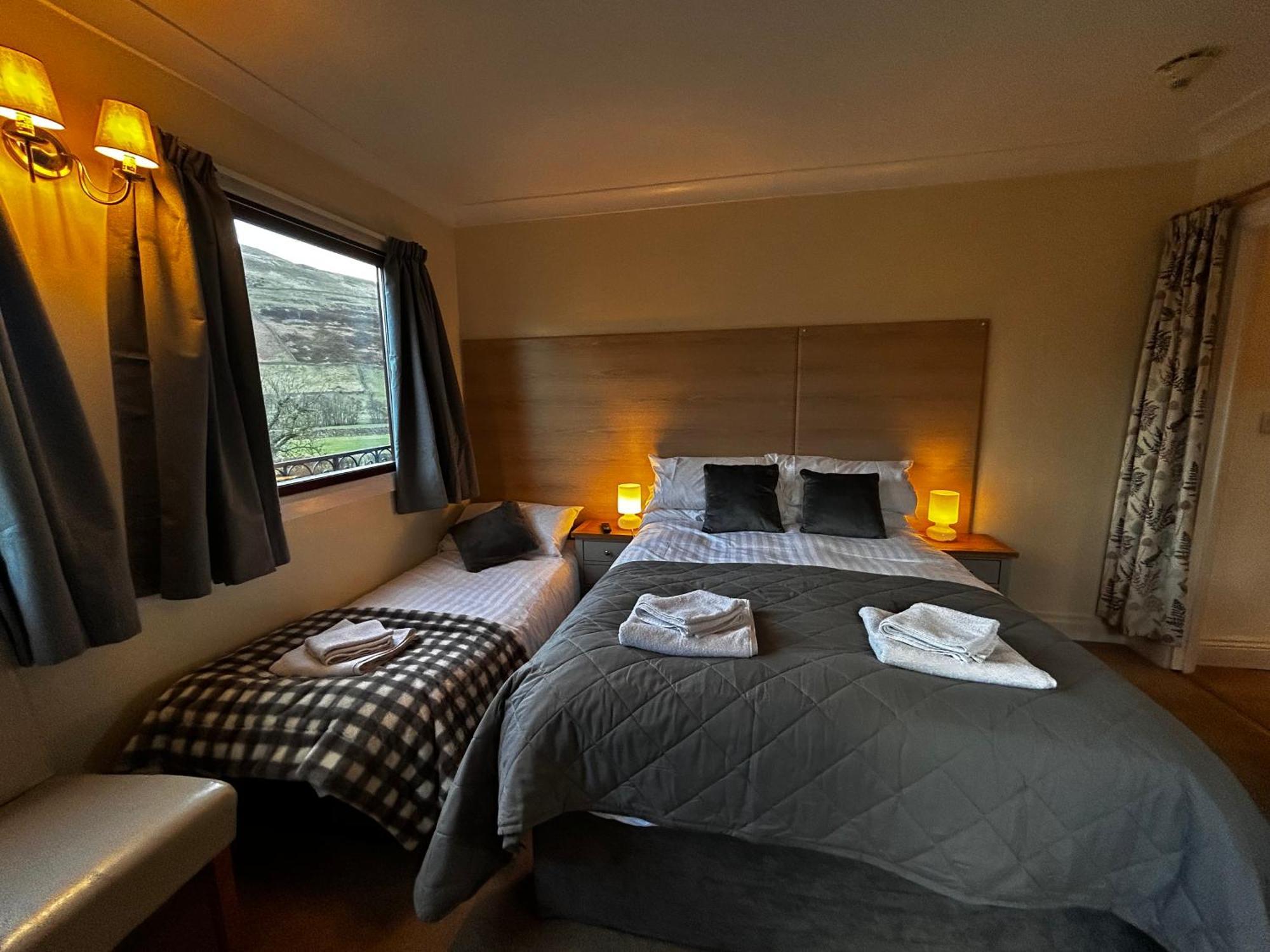 Kearton Guest House Thwaite ภายนอก รูปภาพ